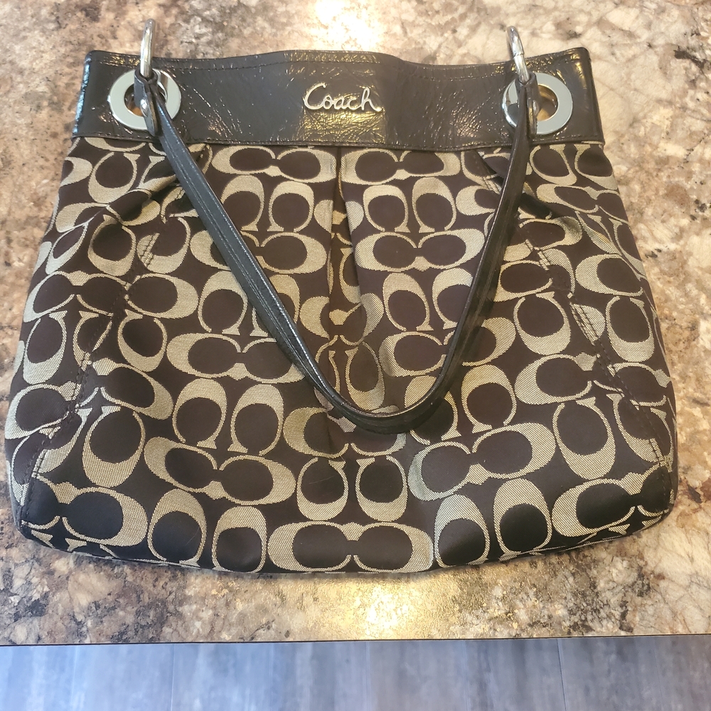 Coach Signature Black and Tan Shoulder Bag